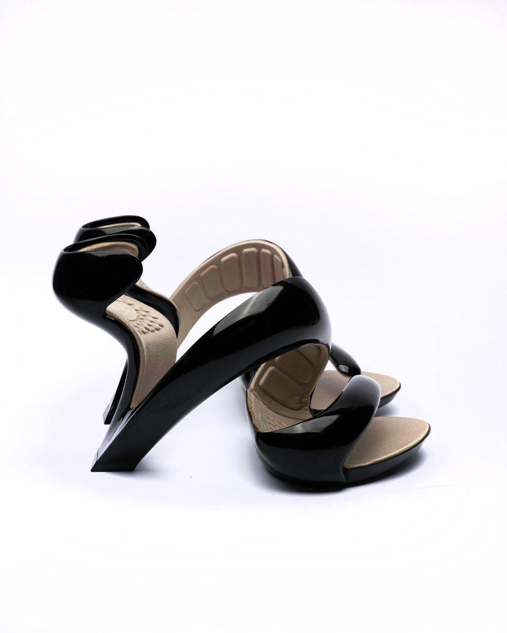 Julian Hakes Mojito Pumps