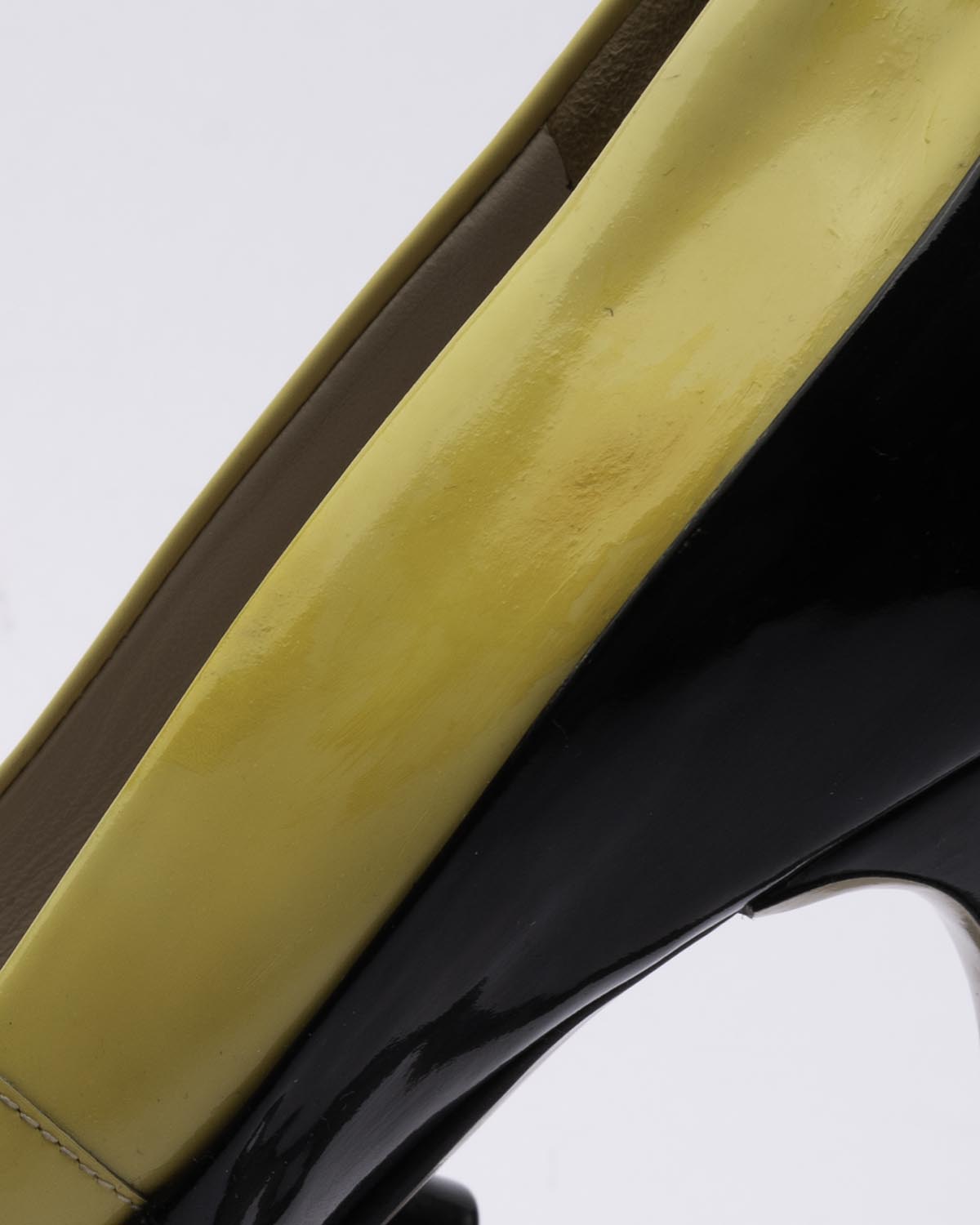 Miu Miu Fall 2010 Two-Tone Patent Leather Bow Pumps