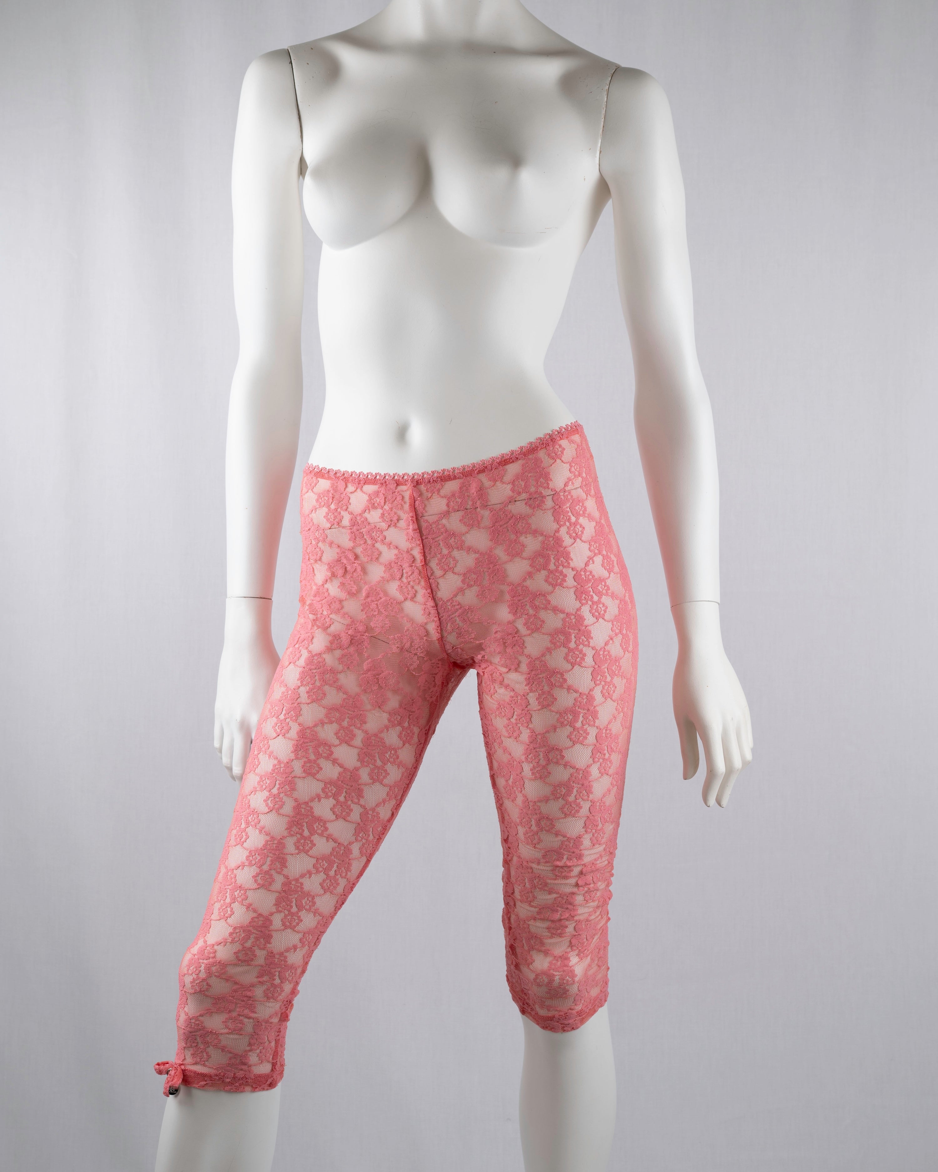 Patrizia Pepe Pink Lace Capri Leggings