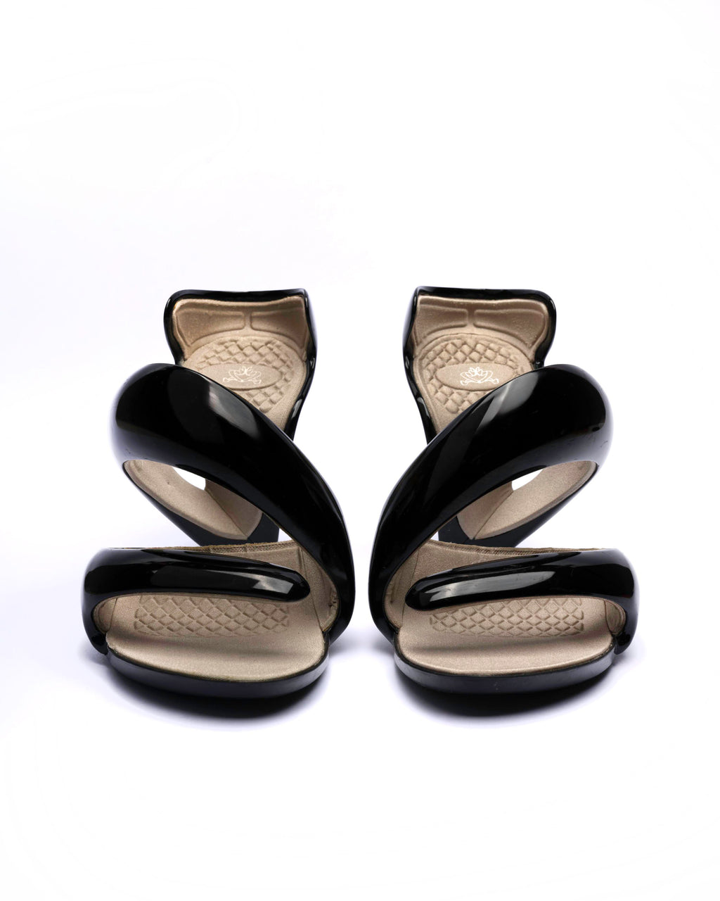 Julian Hakes Mojito Pumps