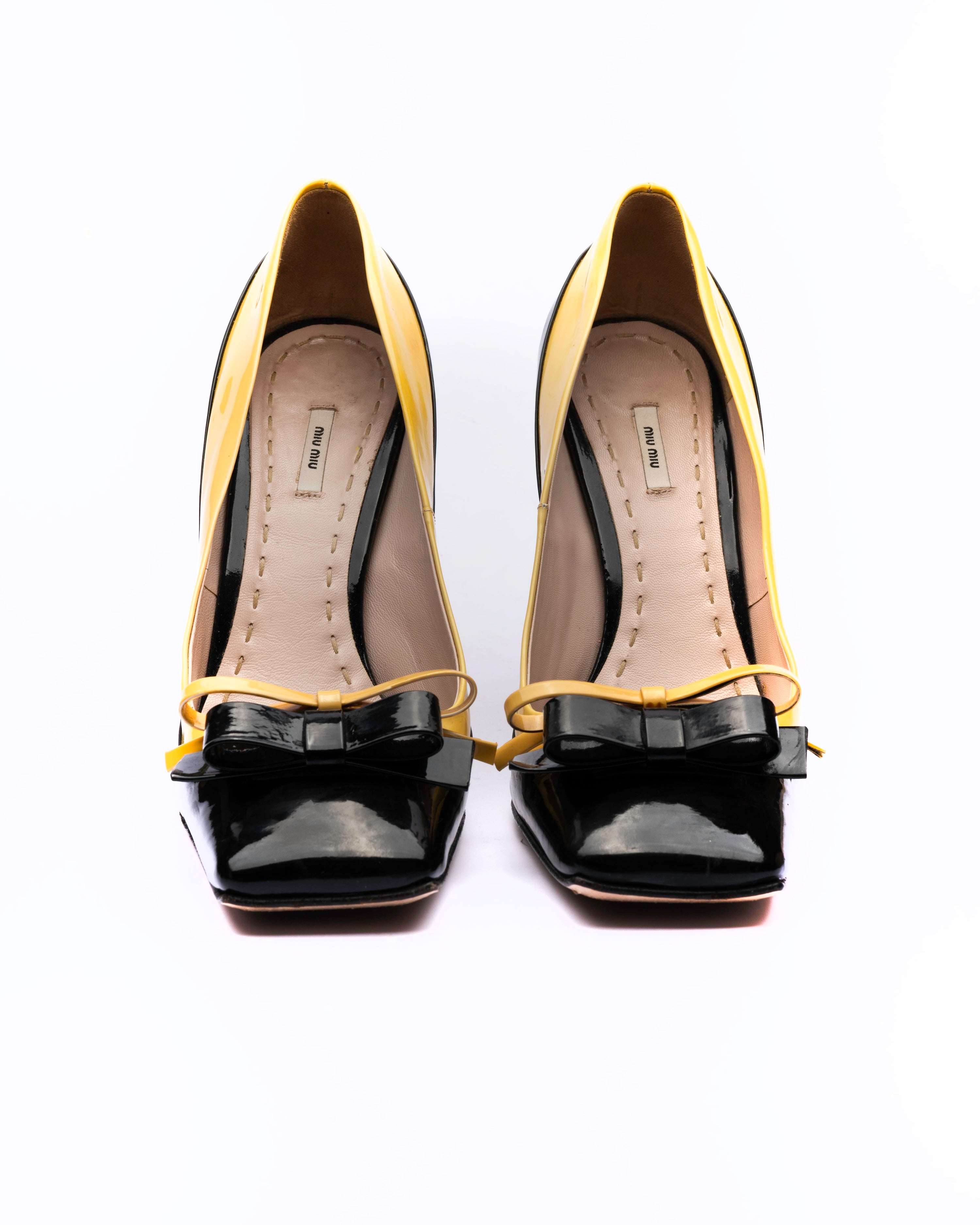 Miu Miu Fall 2010 Two-Tone Patent Leather Bow Pumps