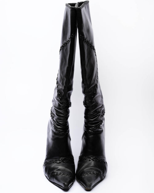 Casadei Kniehohe Stiefel aus schwarzem Leder mit Ziernaht