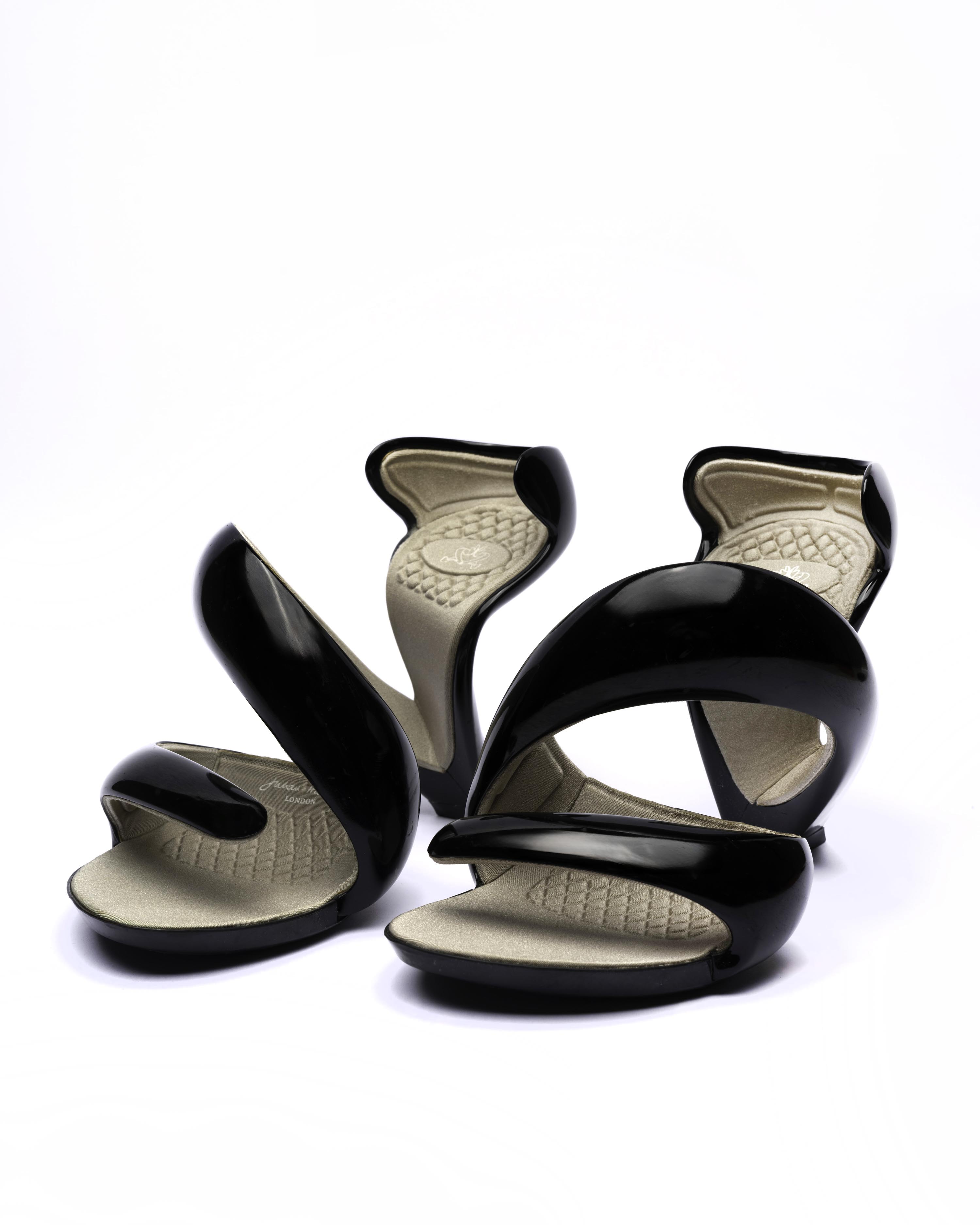Julian Hakes Mojito Pumps