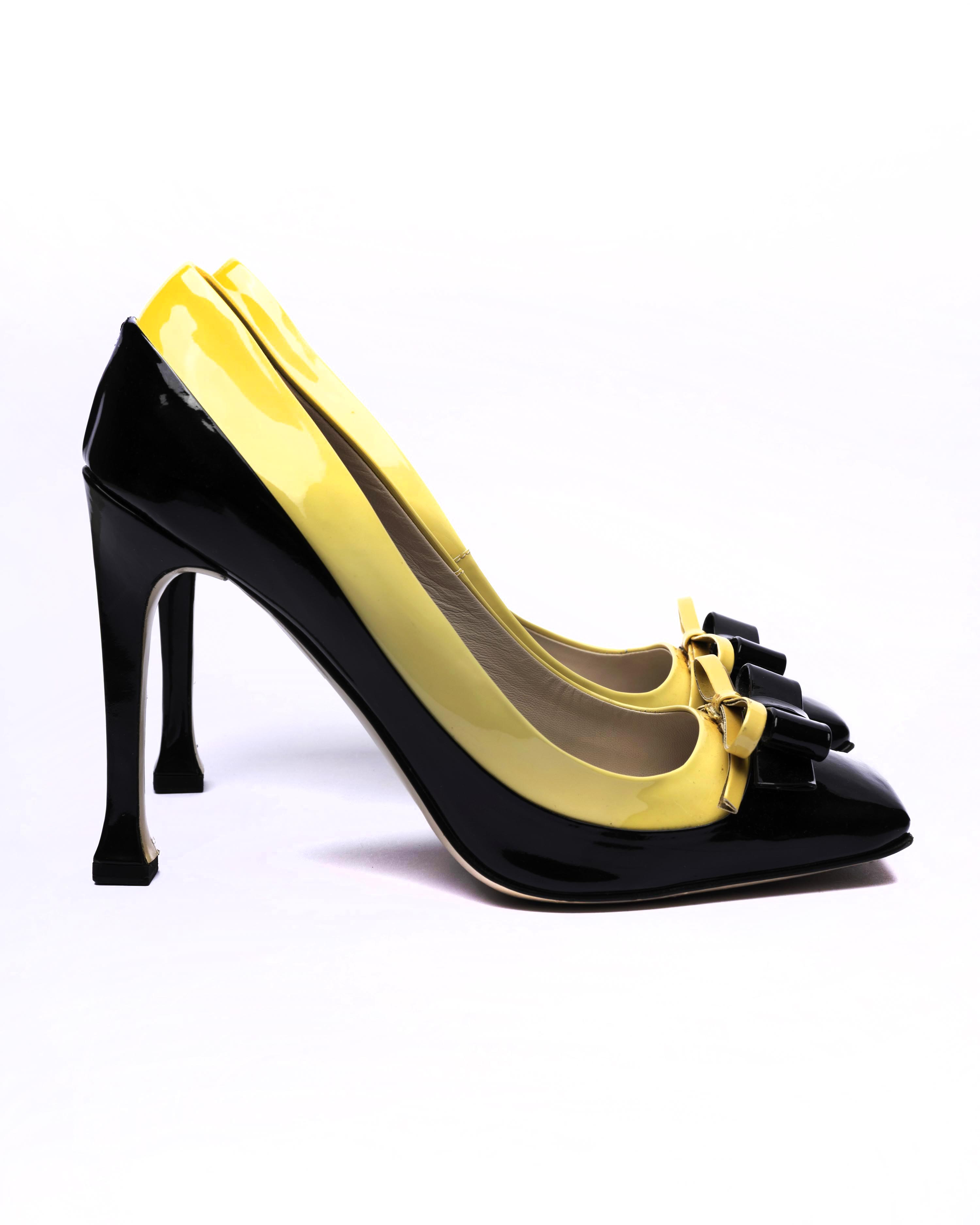 Miu Miu Fall 2010 Two-Tone Patent Leather Bow Pumps