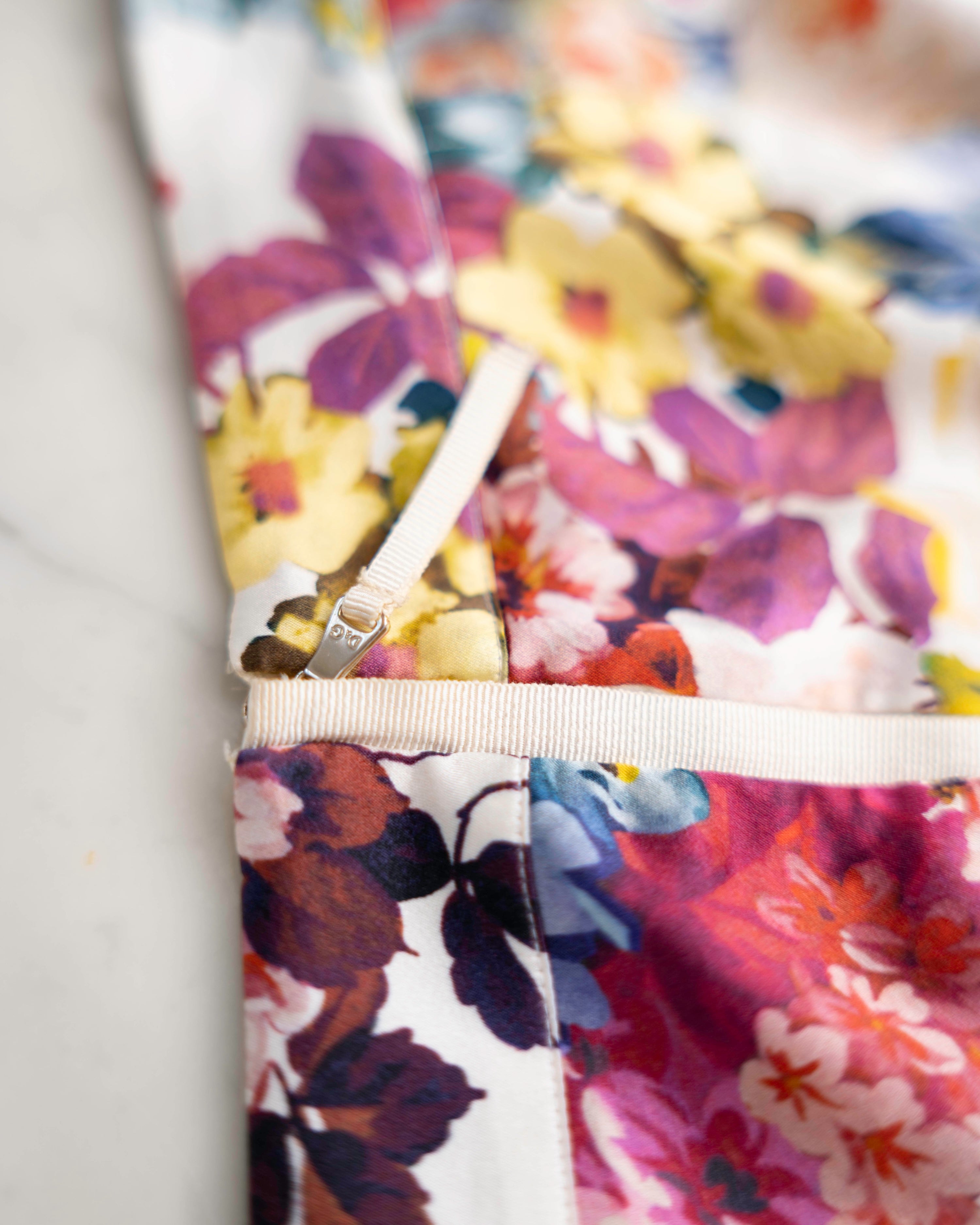 D&G Dolce & Gabbana Floral Silk Pencil Skirt