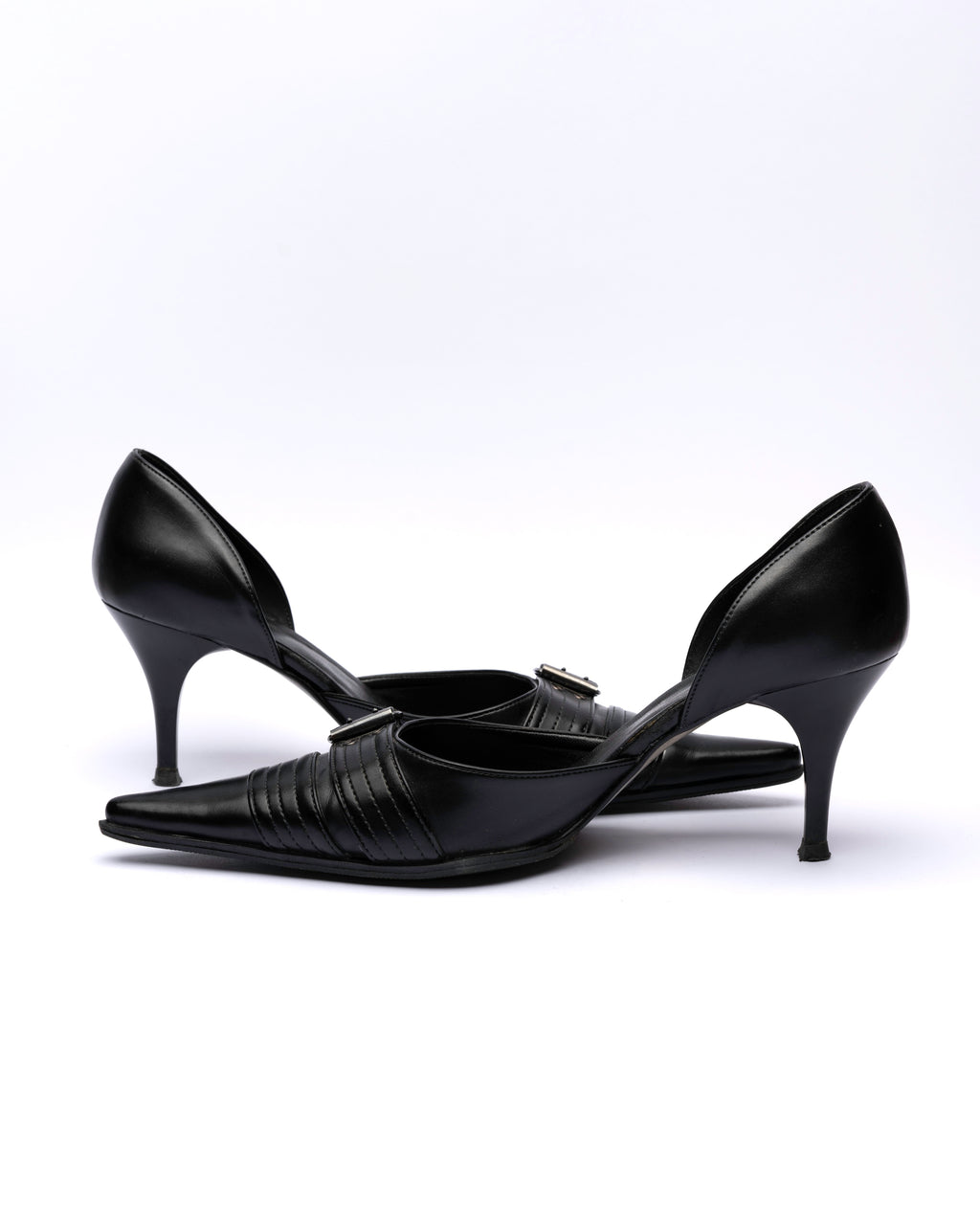 Any Leather Pointed buckle Pumps