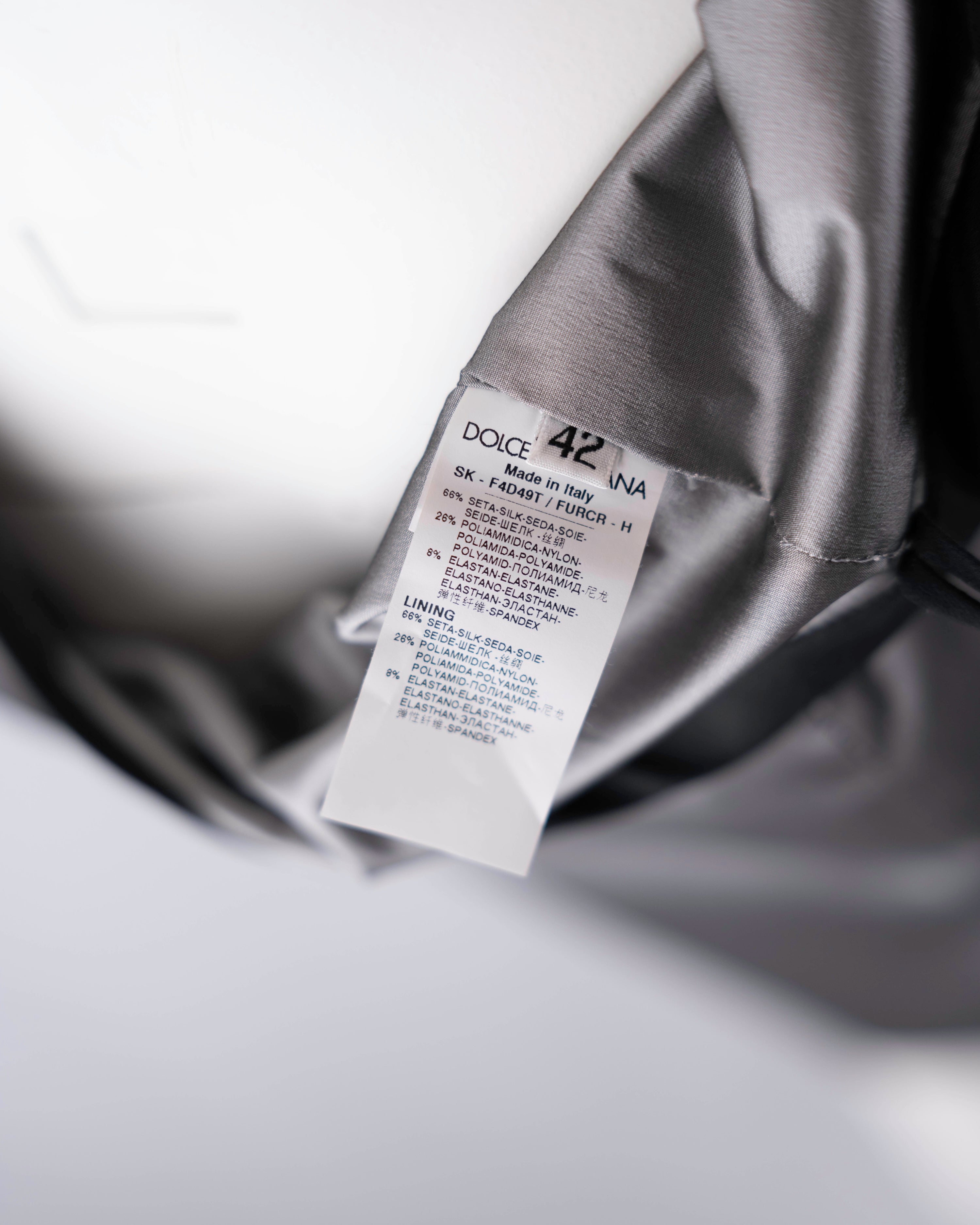Dolce & Gabbana Silver Silk Pencil Skirt