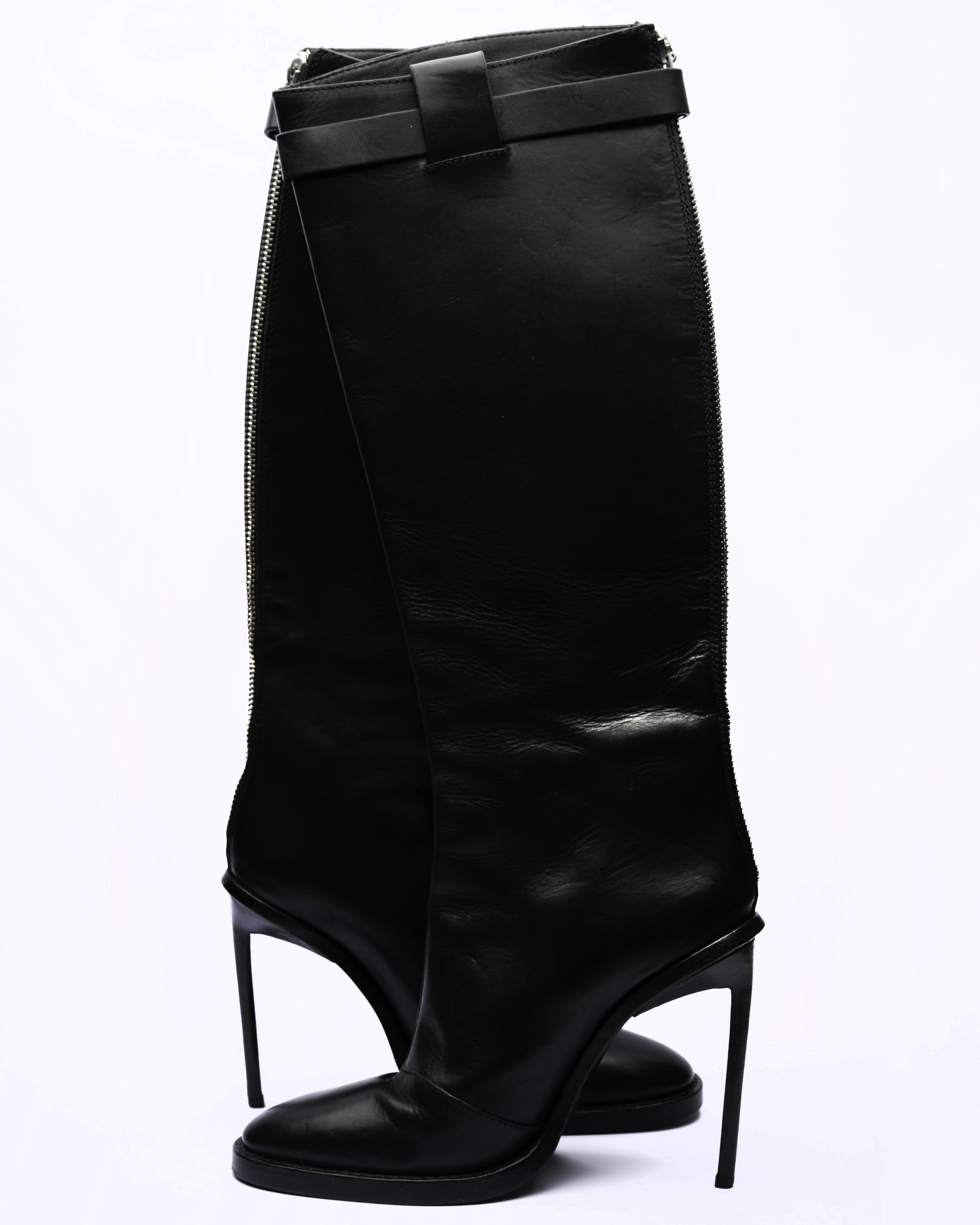 Ann Demeulemeester Herbst 2023 Kniehohe Stiefel mit Stilettoabsatz
