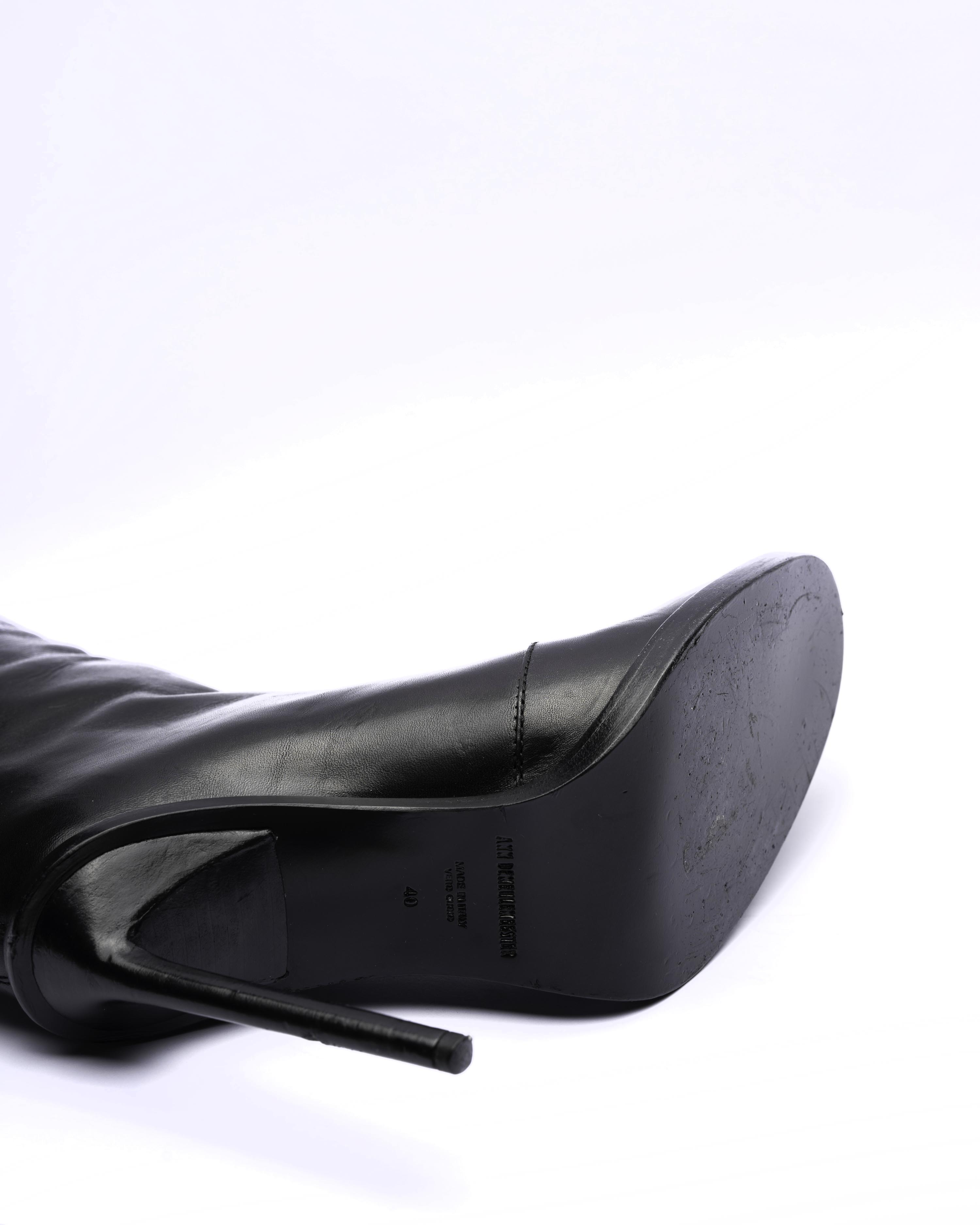 Ann Demeulemeester Herbst 2023 Kniehohe Stiefel mit Stilettoabsatz