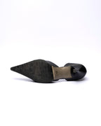 Any Leather Pointed buckle Pumps