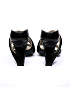 Julian Hakes Mojito Pumps